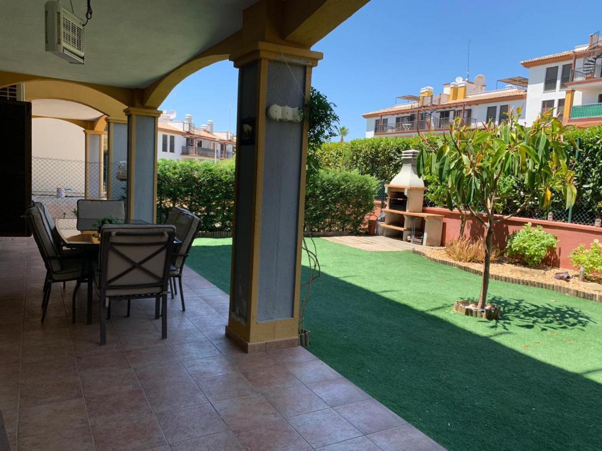 Apartamento Con Jardin Privado Y Acceso A Piscina Huelva Exterior photo